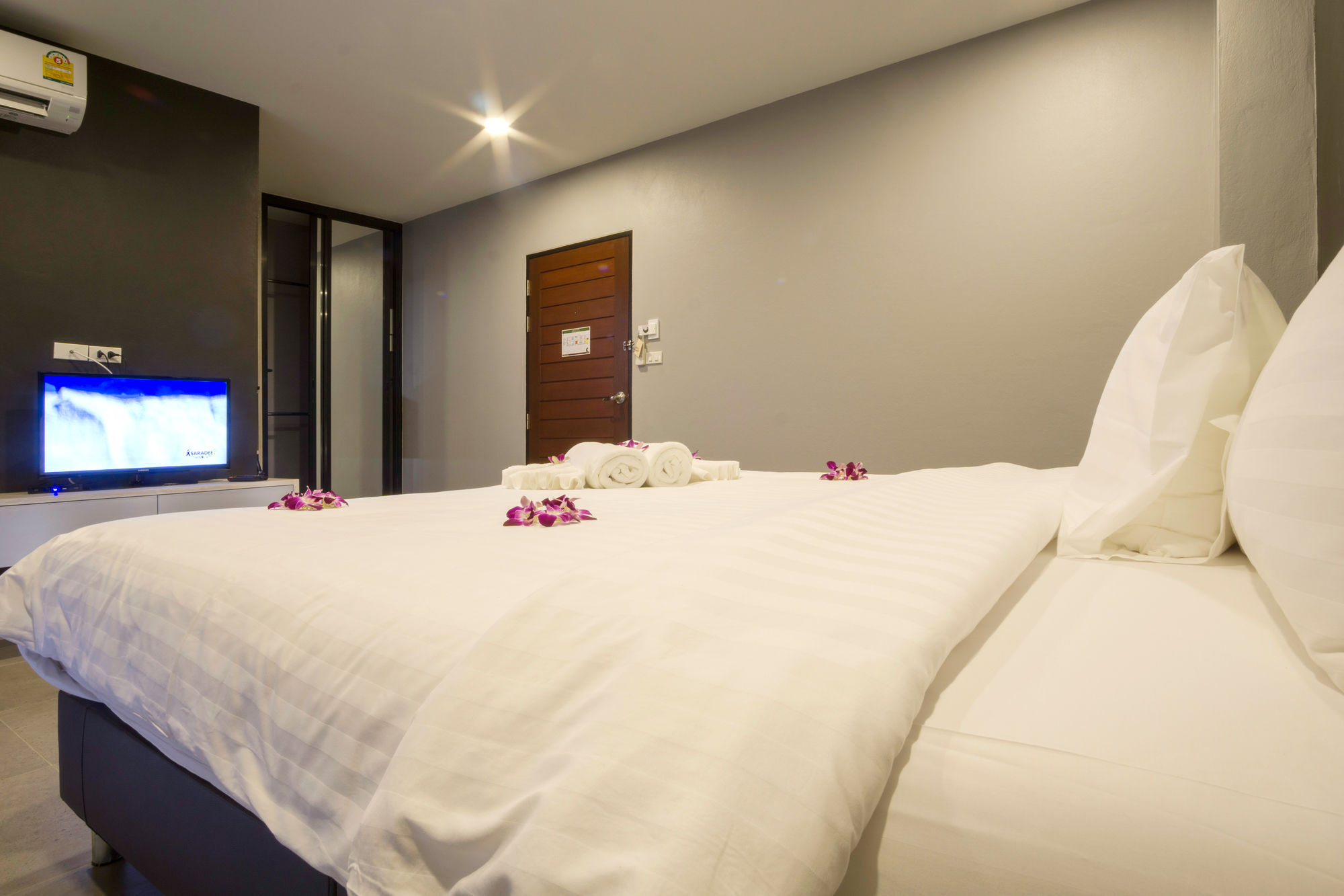 C Cha-Am Hotel Luaran gambar